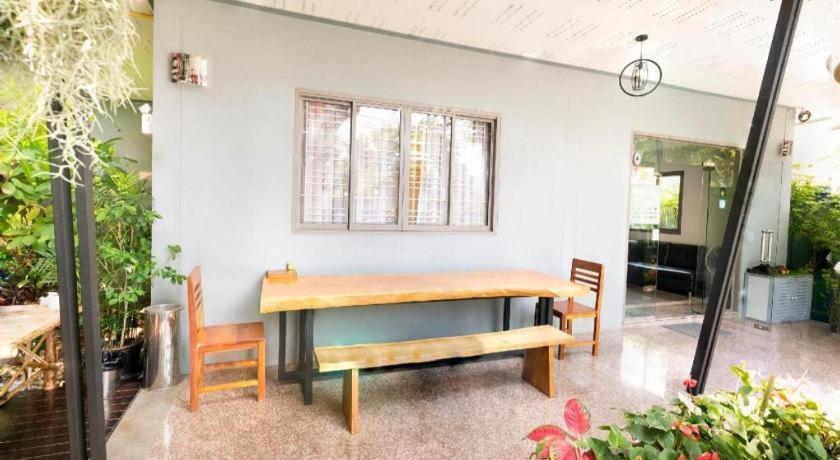 Hotel Oyo 732 Juthamas 2*